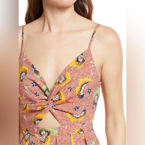 Chelsea28 Cutout Sleeveless Maxi Dress (Size XS) - Picture 4 of 12